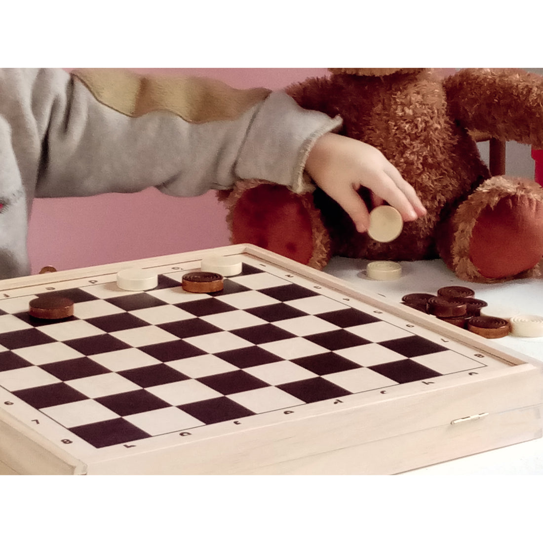 egmont-toys-checkers-and-backgammon- (2)