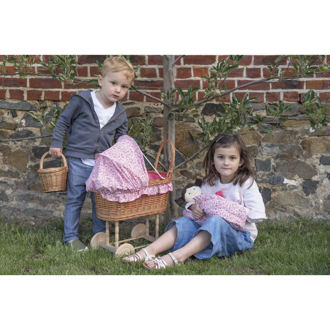 egmont-toys-pram-wicker-julia- (3)