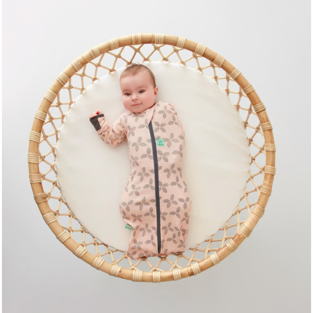 ergopouch-cocoon-swaddle-bag-0-2-tog-petals-ergo-zepco-0-2t00-03mpt17- (2)