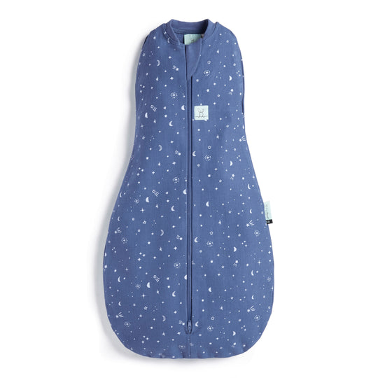 ergopouch-cocoon-swaddle-bag-1-0-tog-night-sky-ergo-zepco-1-0t03-06mns20- (1)