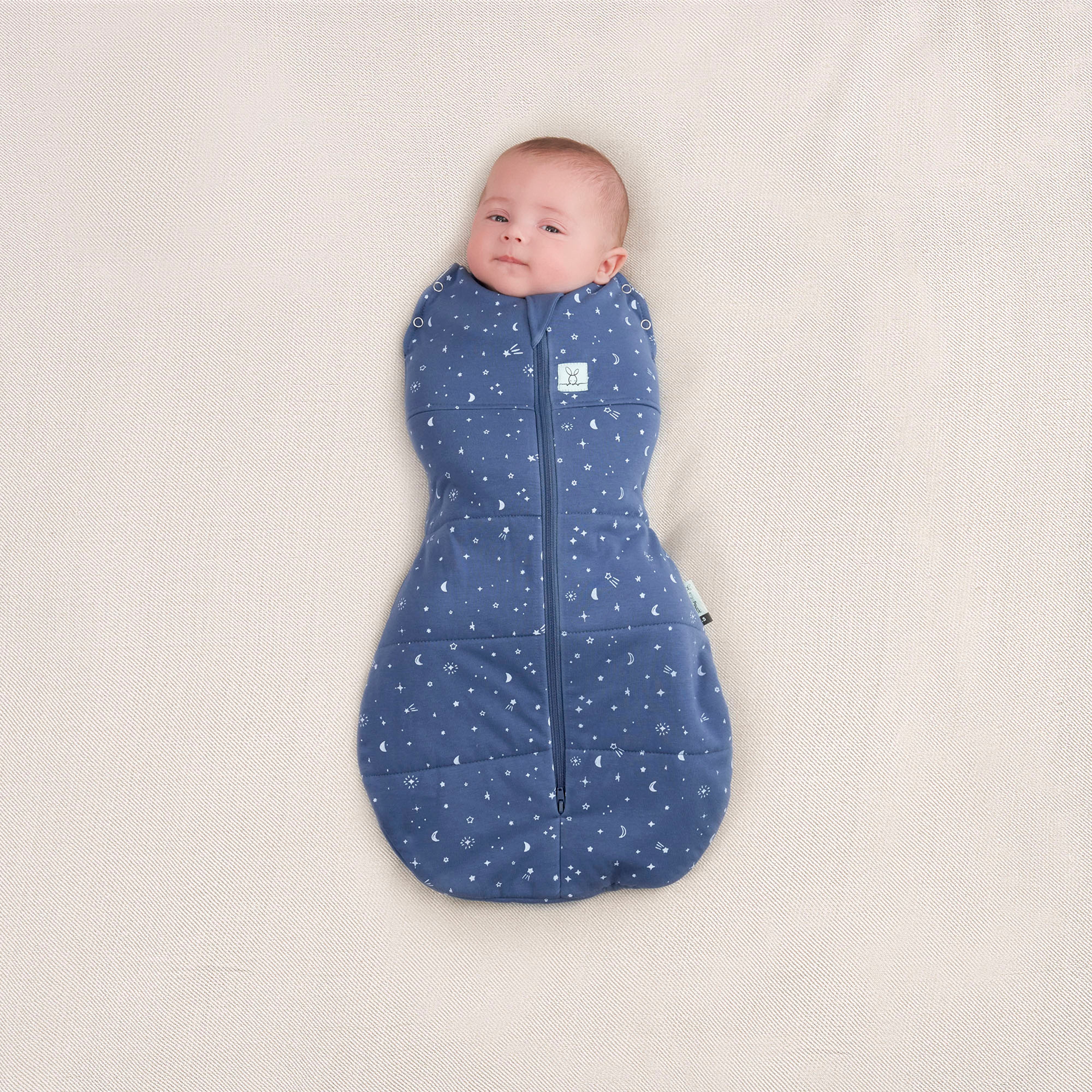 ergopouch-cocoon-swaddle-bag-2-5-tog-night-sky-ergo-zepco-2-5t00-03mns20- (12)