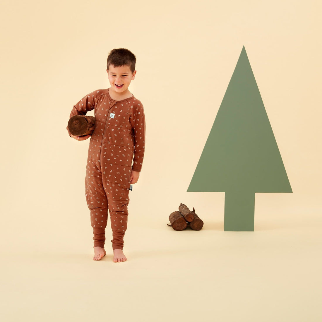 ergopouch-sleep-onesie-2-5-tog-acorn-ergo-zepso-2-5t02-03yac20- (2)