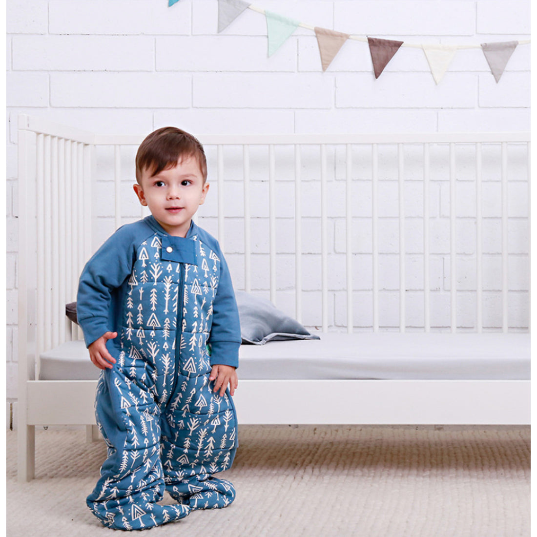ergopouch-sleep-suit-bag-2-5-tog-midnight-arrows-ergo-zepss-2-5t02-12mma17- (4)