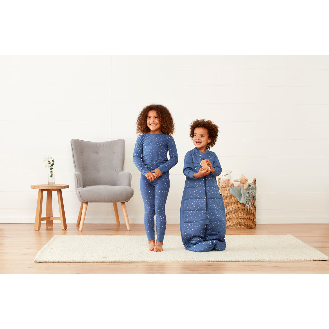 ergopouch-sleep-suit-bag-2-5-tog-night-sky-ergo-zepss-2-5t03-12mns20- (11)