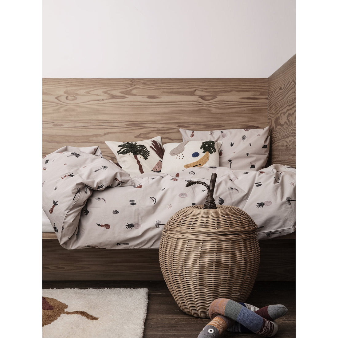 ferm-living-dusty-rainbow-mini-snake-ferm-100054651- (3)
