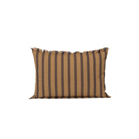 ferm-living-true-cushion-sugar-kelp-black-ferm-1102682836- (1)