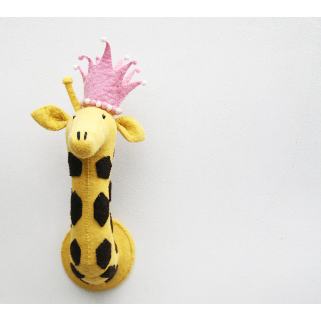 fiona-walker-england-giraffe-head- (5)