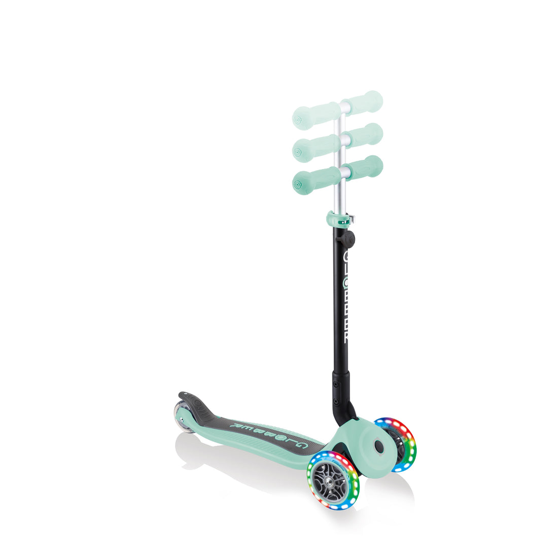 globber-go-up-foldable-plus-lights-mint-15m-7y- (3)