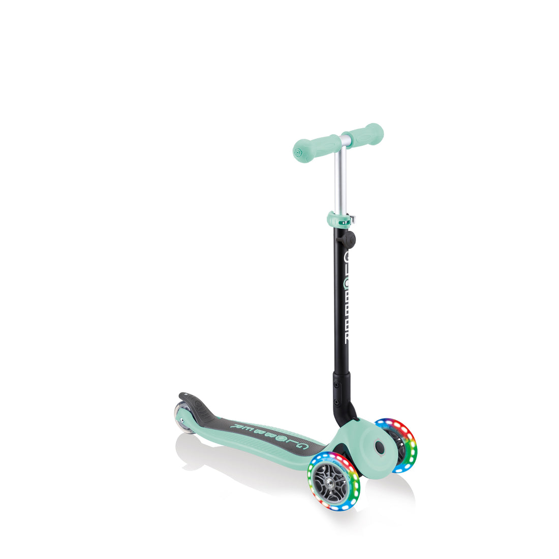 globber-go-up-foldable-plus-lights-mint-15m-7y- (1)