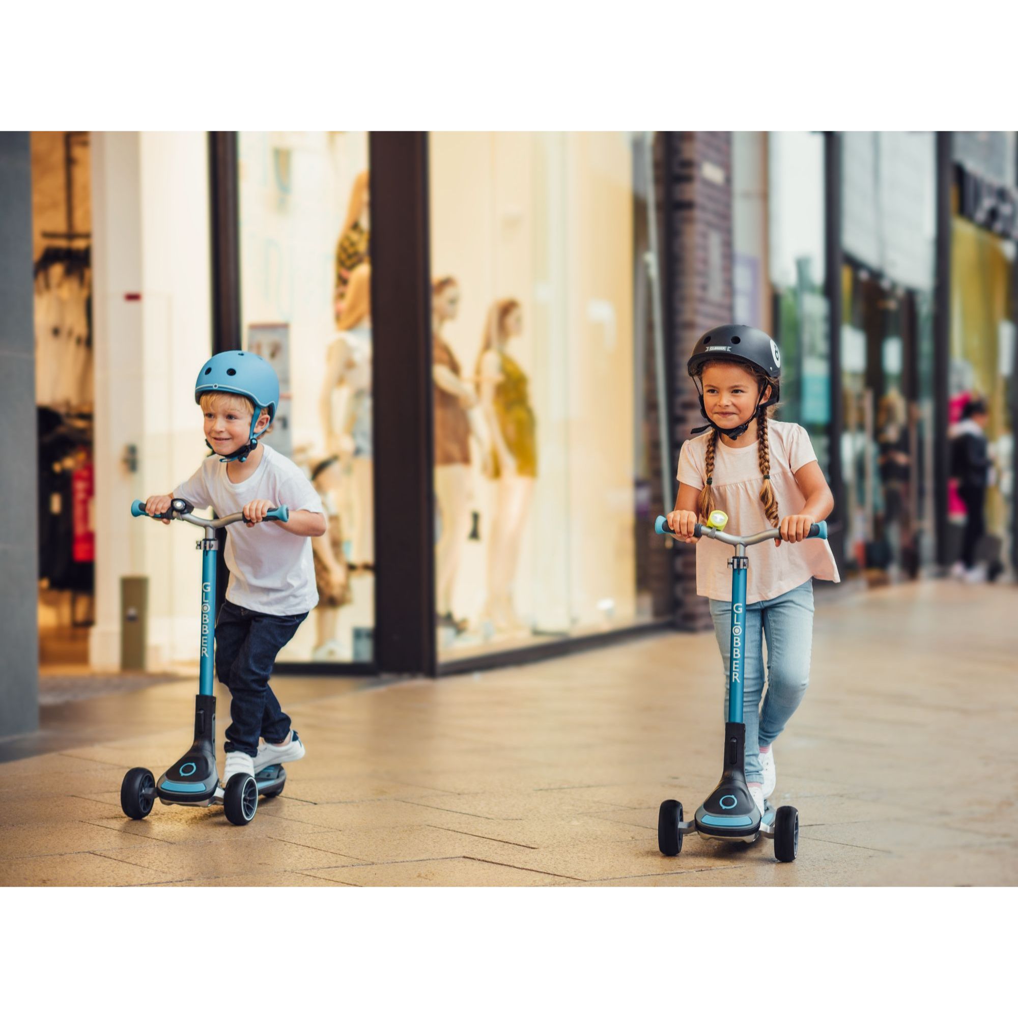 Globber Ultimum Lights Foldable Scooter - Black / Charcoal Grey (5Y+)