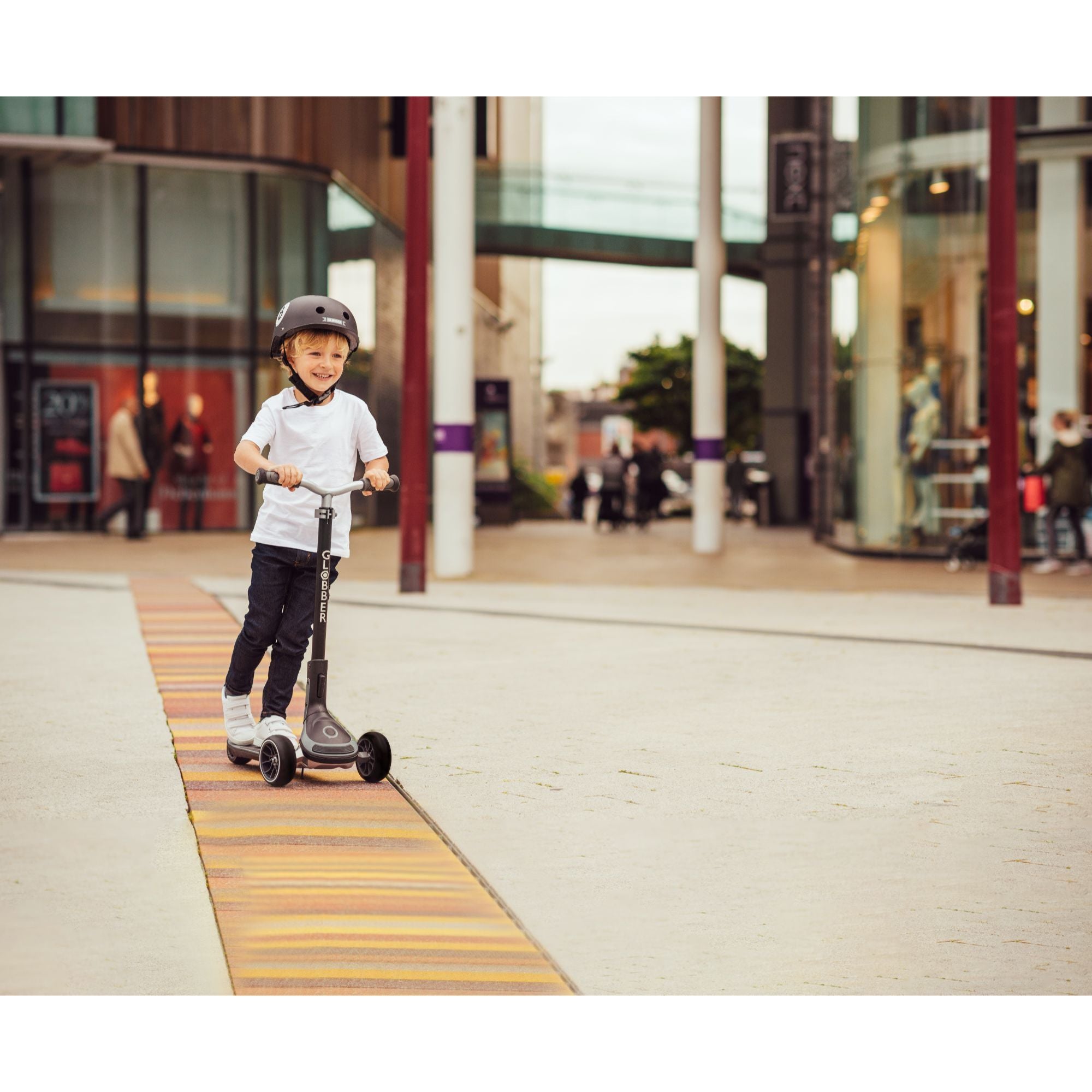 Globber Ultimum Lights Foldable Scooter - Black / Charcoal Grey (5Y+)