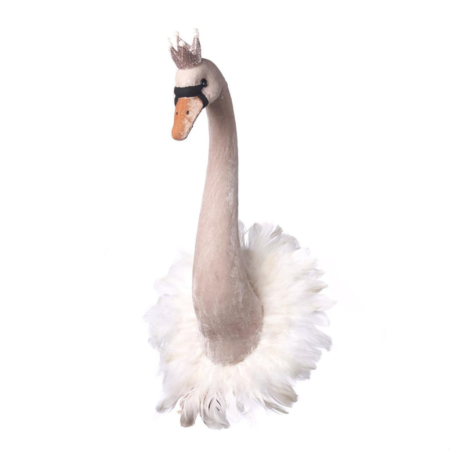 goodwill-queen-swan-head-display-crm-pnk-01