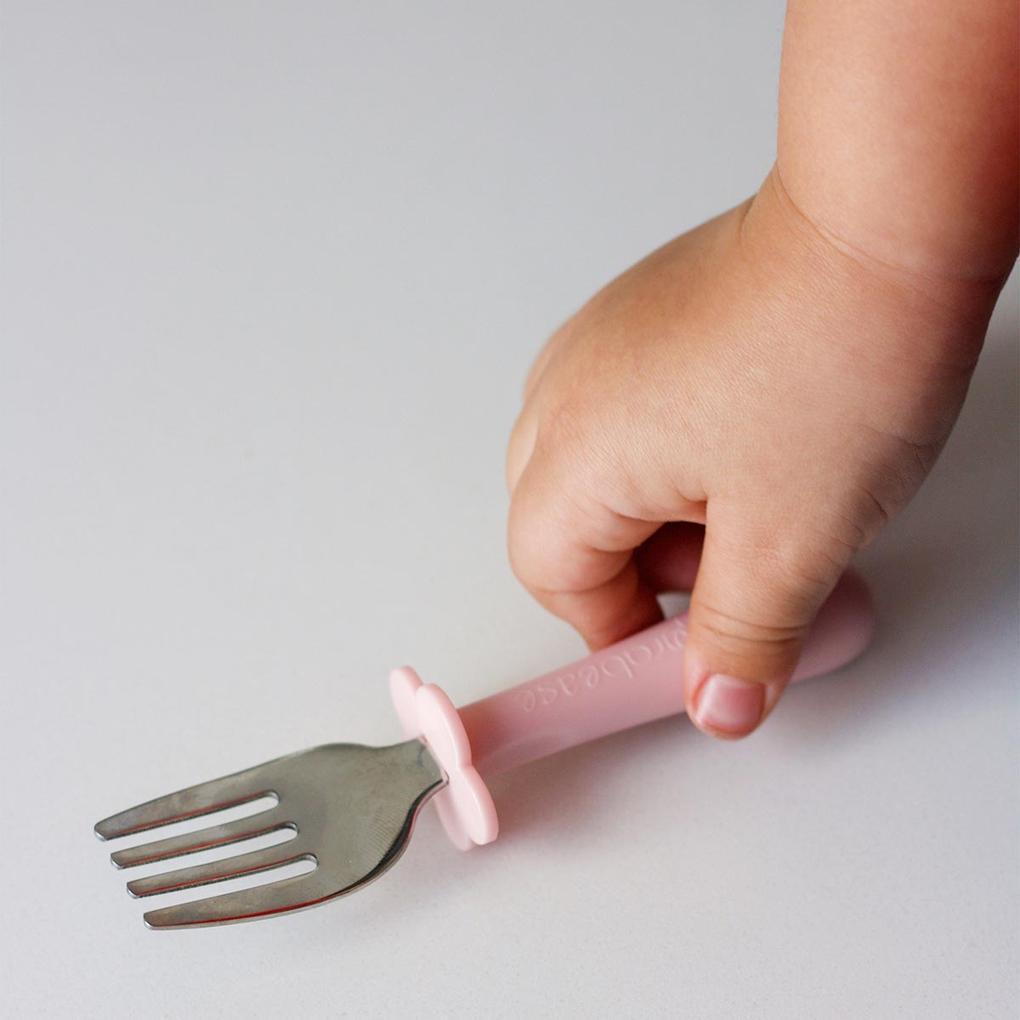 grabease-3pc-stainless-steel-utensils-blush-18m- (4)