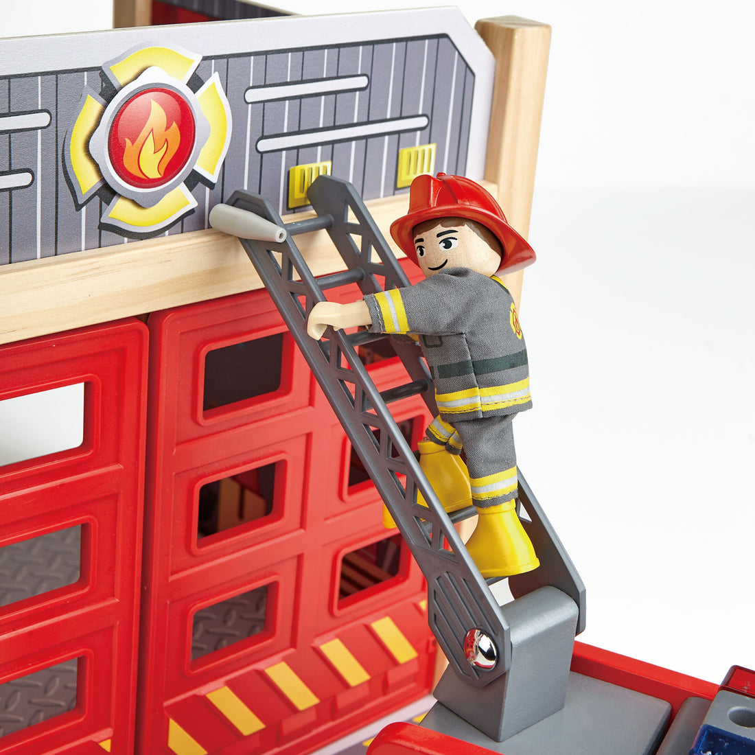 hape-fire-truck- (4)