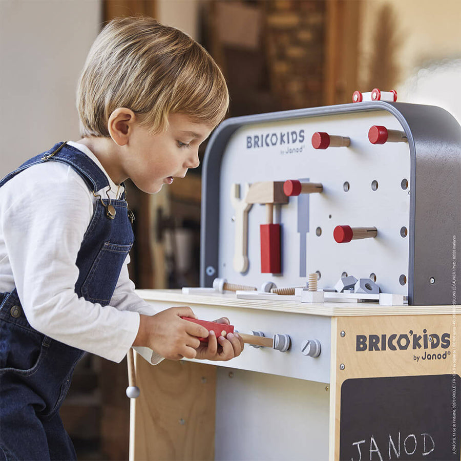 janod-bricokids-reversible-workbench- (15)