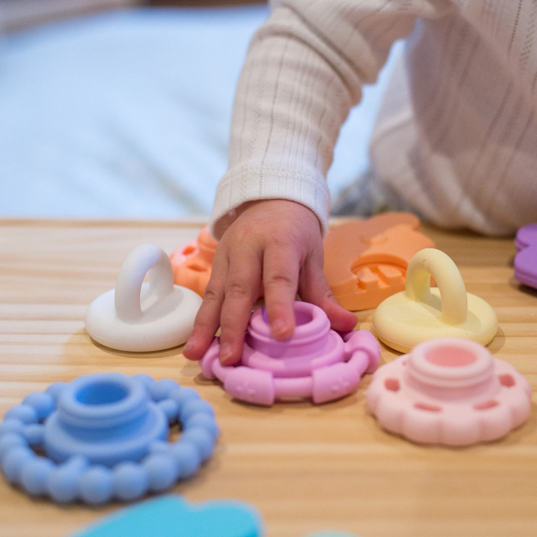jellystone-designs-stacker-teether-&-toy-earth- (3)