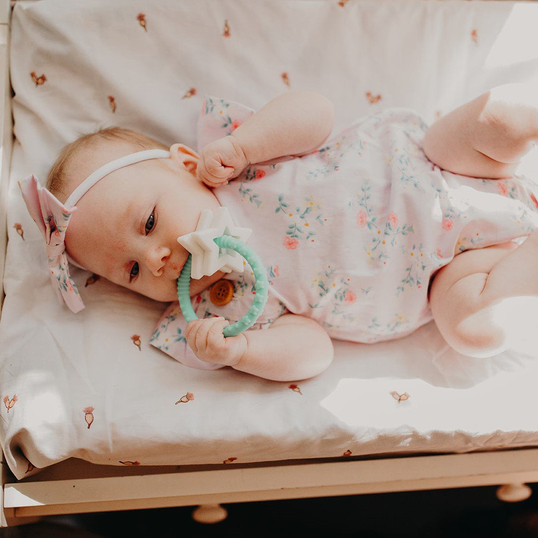 jellystone-designs-star-baby-teether-soft-mint- (2)