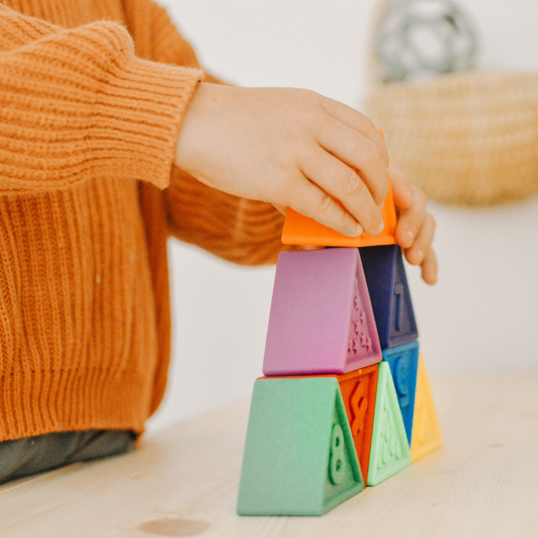 jellystone-designs-triblox-rainbow-bright- (4)