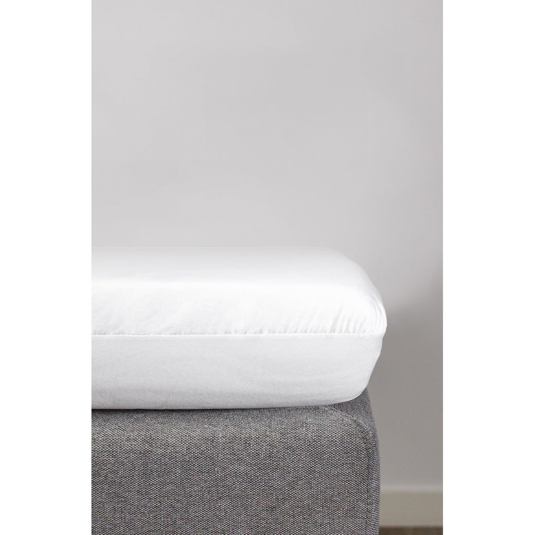 kadolis-mattress-protector-fitted-sheet-2-in-1-baby-bed-70x140-cm-blanc- (1)
