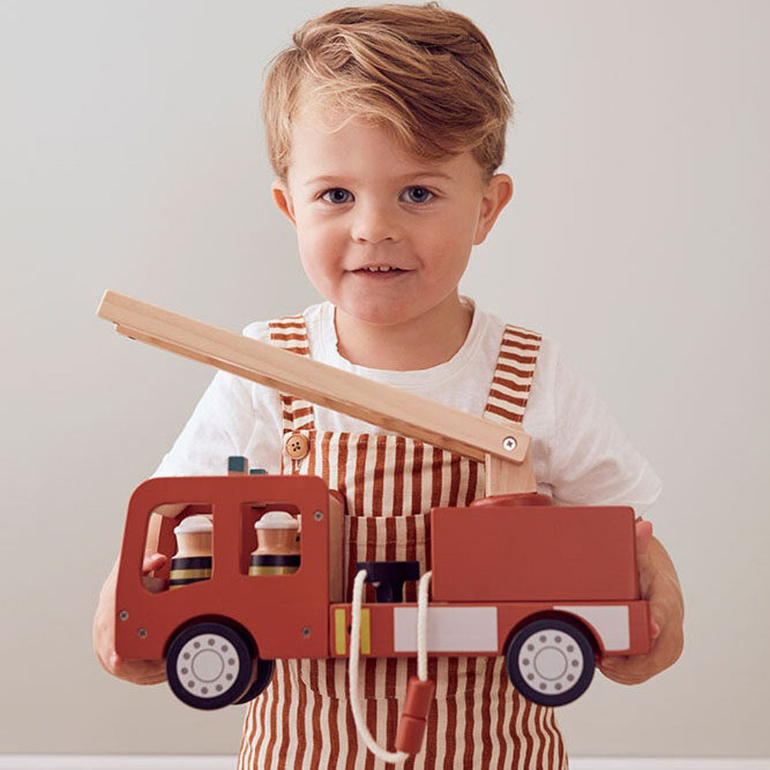 kids-concept-fire-truck-aiden-kidc-1000516- (12)