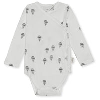 konges-sløjd-new-born-body-parachute- (1)