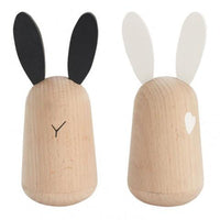 kukkia-a-pair-of-loving-musical-rabbits- (1)