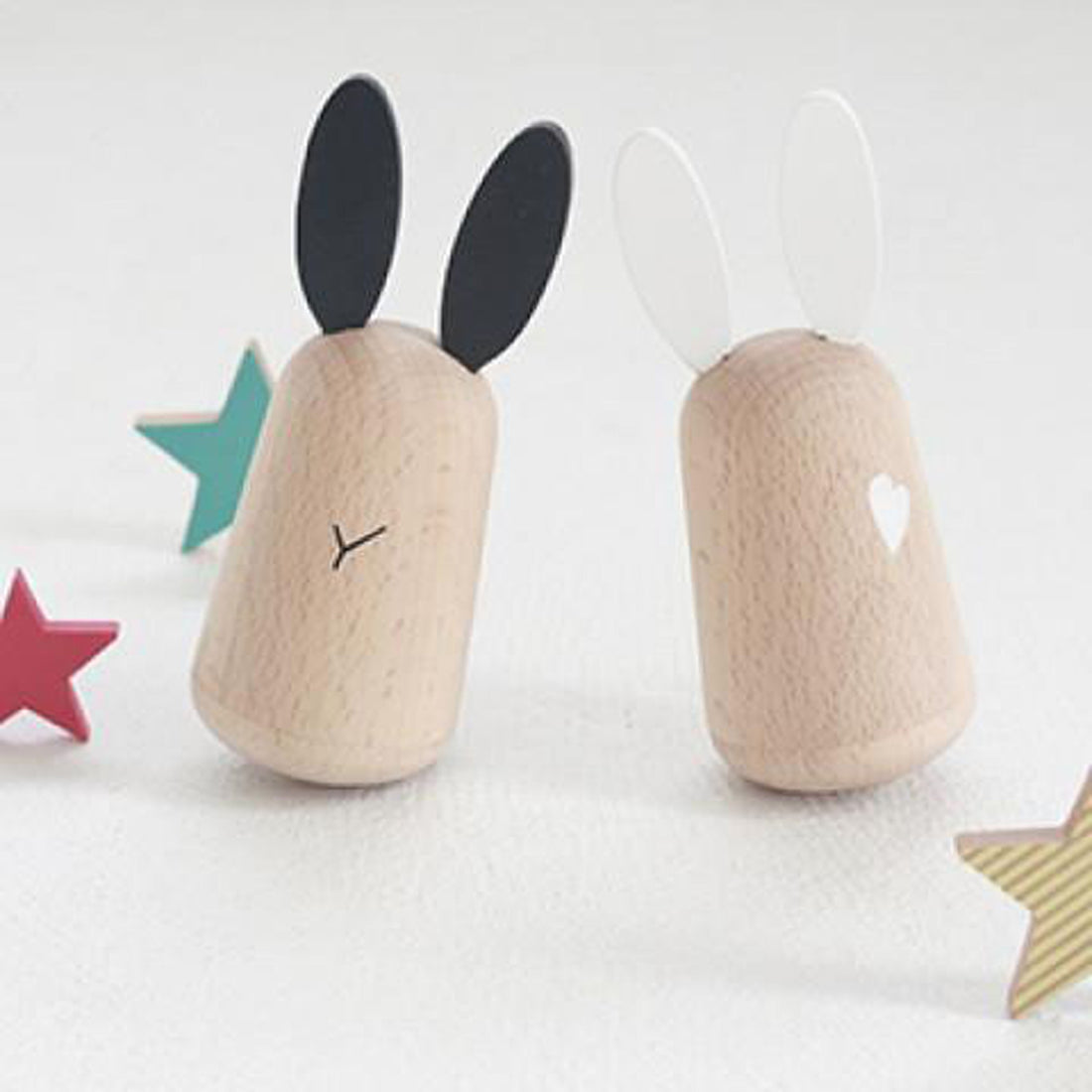 kukkia-a-pair-of-loving-musical-rabbits- (8)