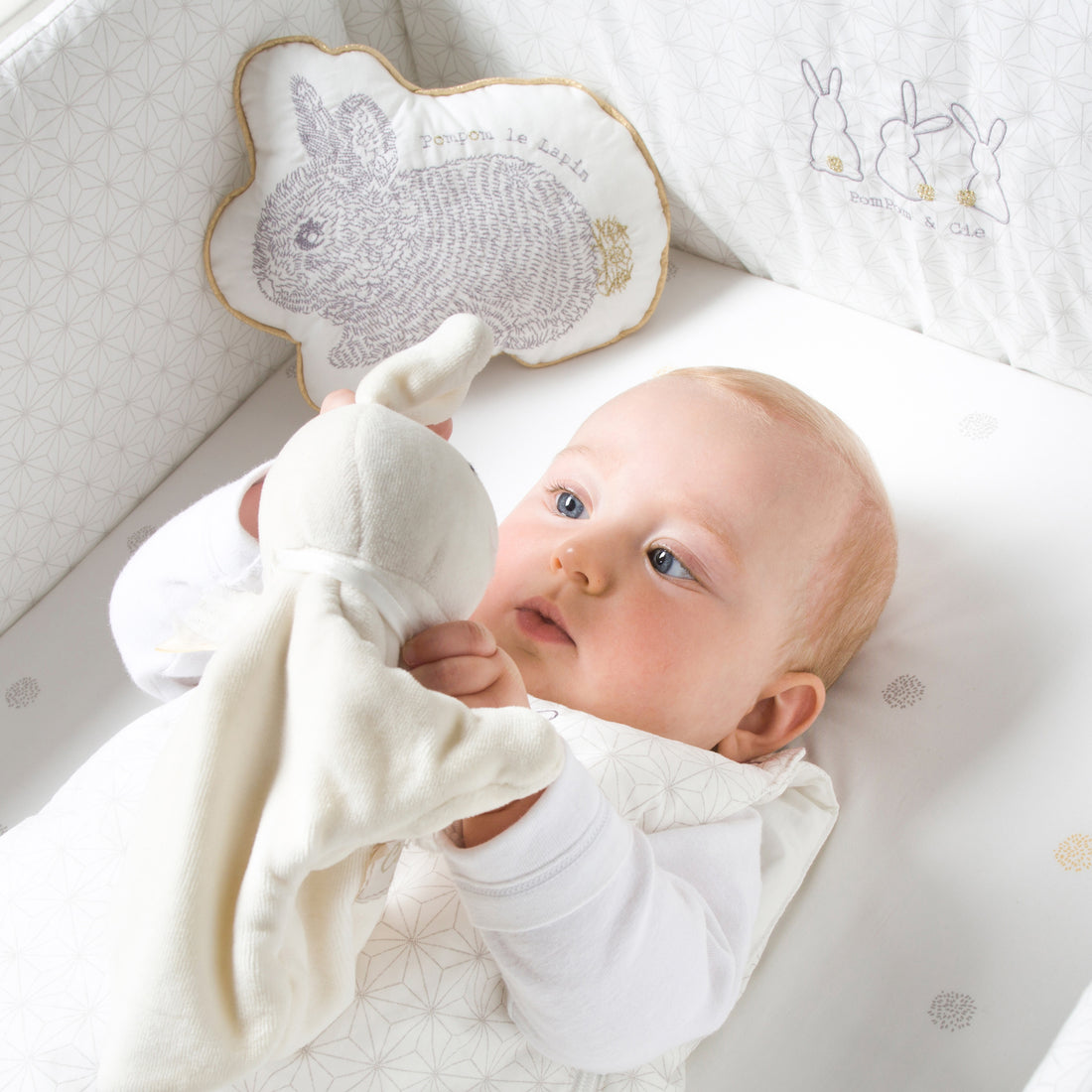 little-crevette-fitted-sheet-pompom- (4)