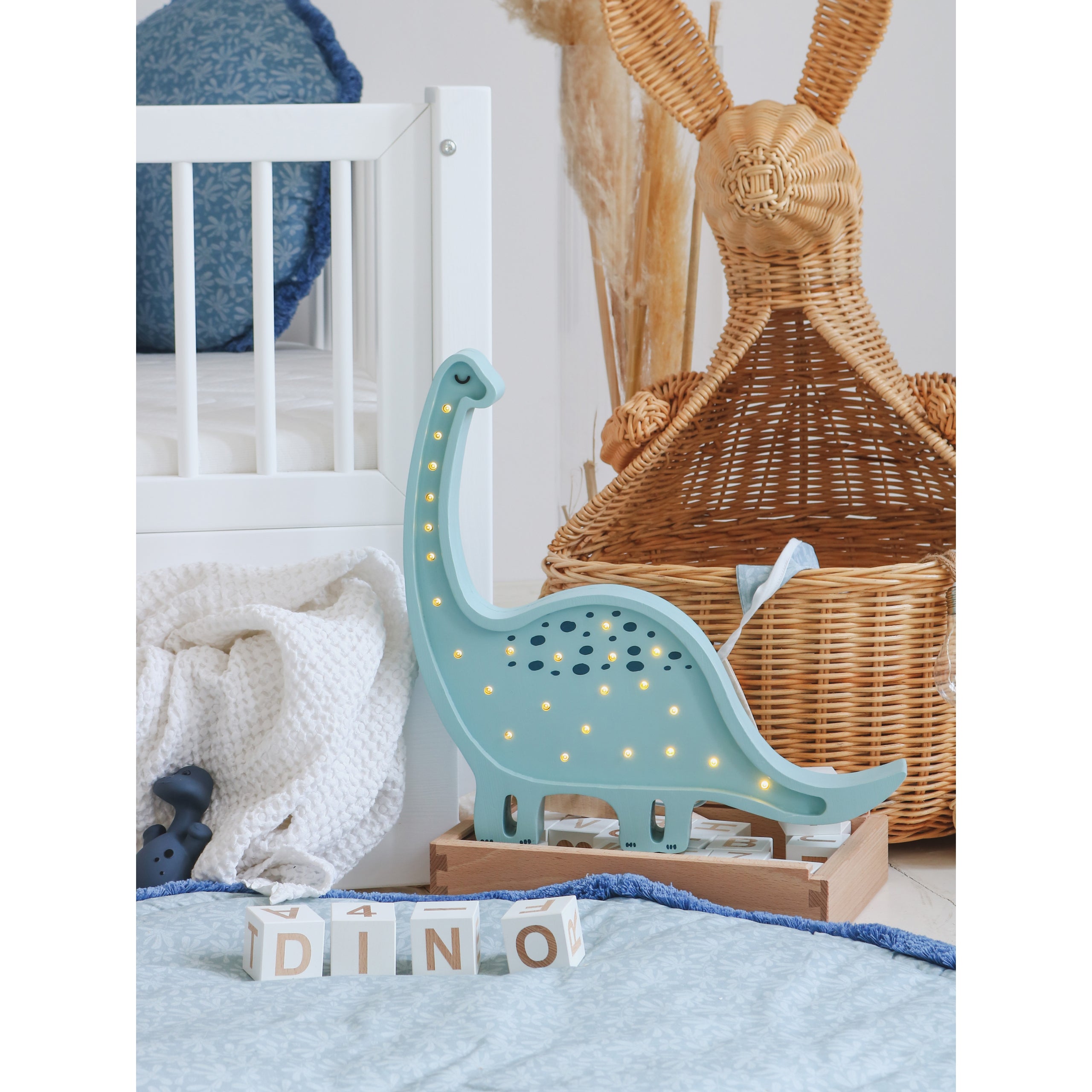 little-lights-dino-diplodocus-lamp-prehistoric-blue-litl-ll014-440- (3)