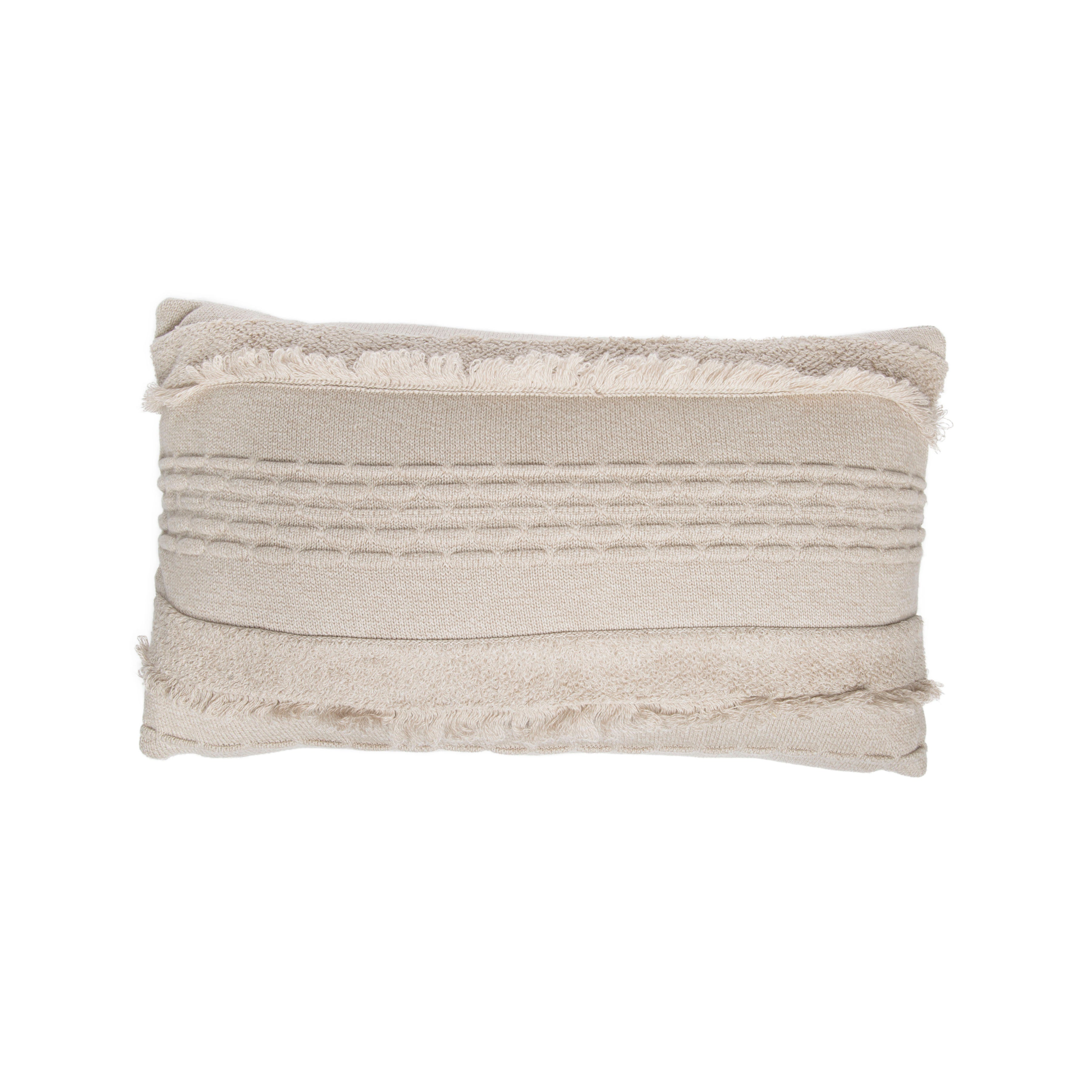 lorena-canals-air-dune-white-machine-washable-knitted-cushion- (1)