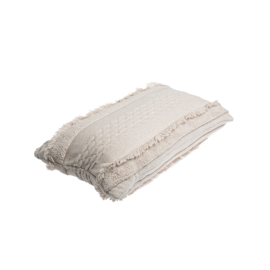 lorena-canals-air-dune-white-machine-washable-knitted-cushion- (2)