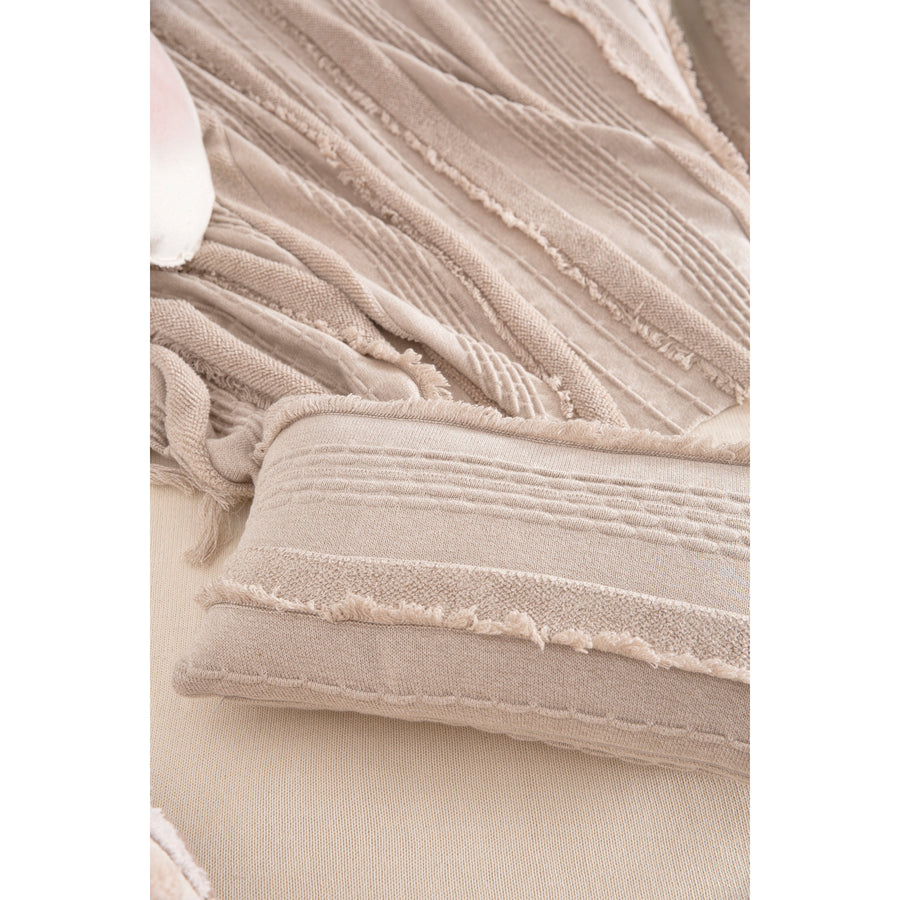 lorena-canals-air-dune-white-machine-washable-knitted-cushion- (9)