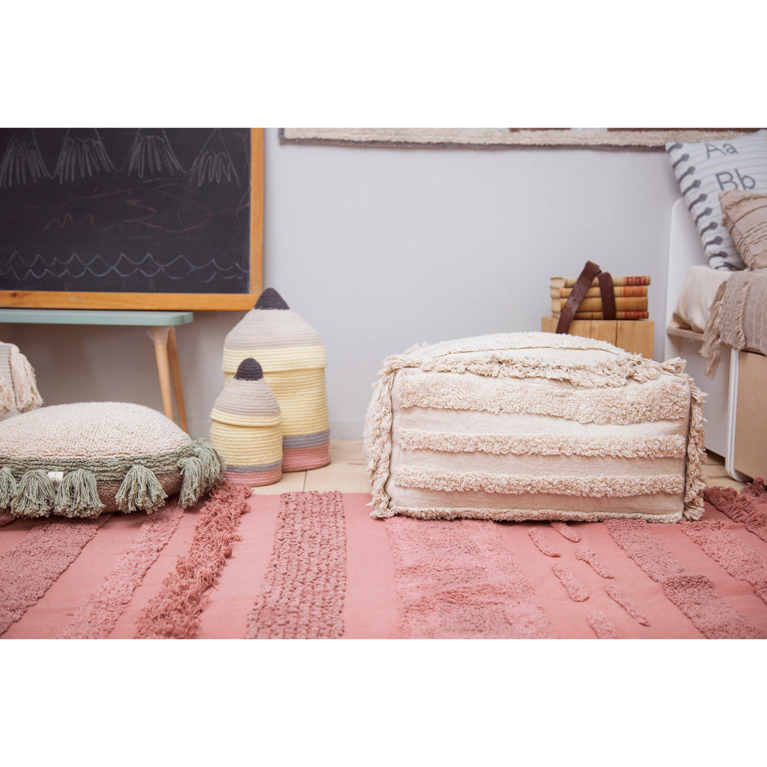 lorena-canals-air-dune-white-pouffe- (6)