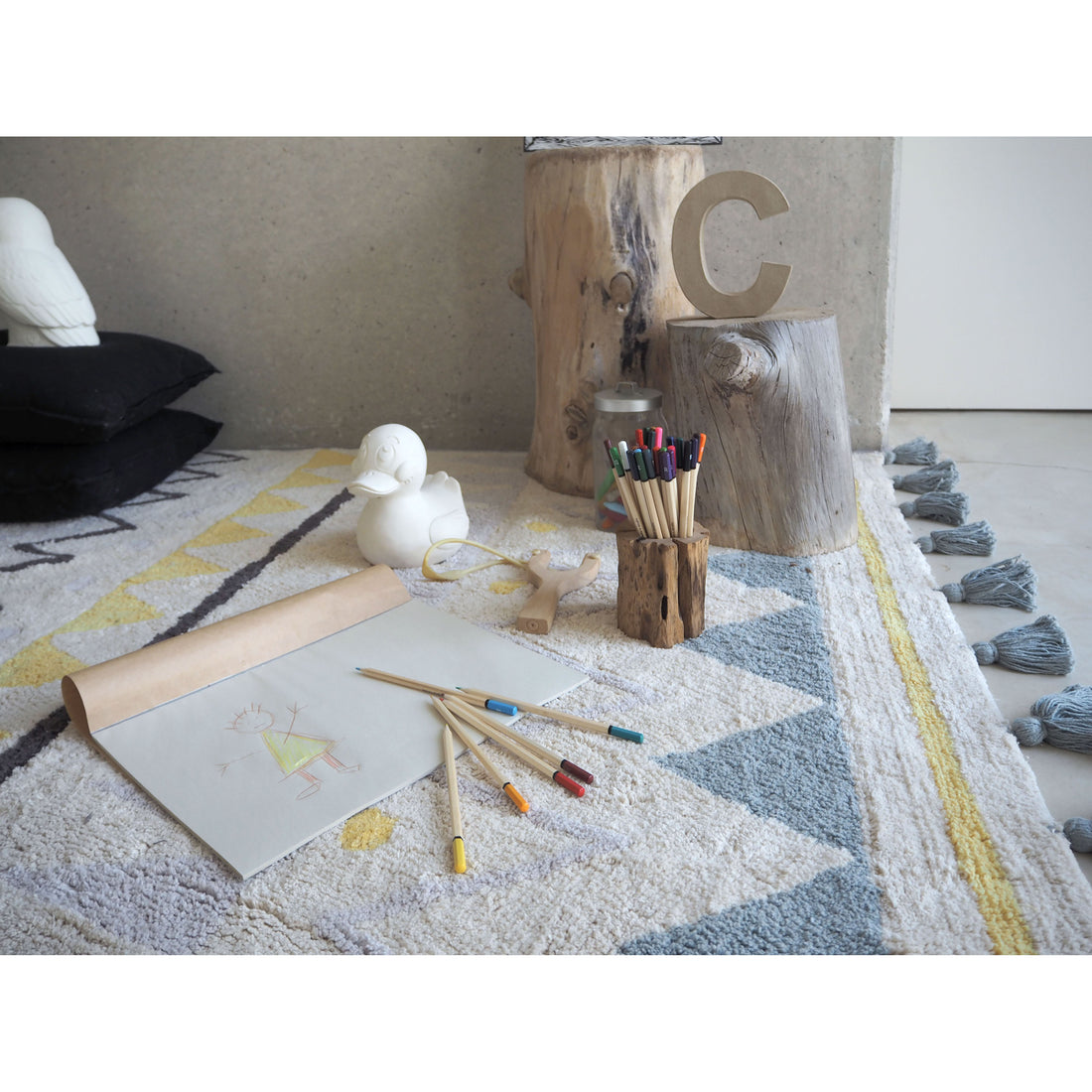 lorena-canals-azteca-natural-vintage-blue-machine-washable-rug- (10)