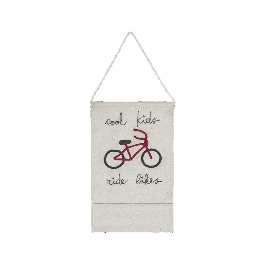 lorena-canals-eco-city-cool-kids-ride-bikes-wall-pocket-hanger-45x70cm-lore-hang-bike- (1)