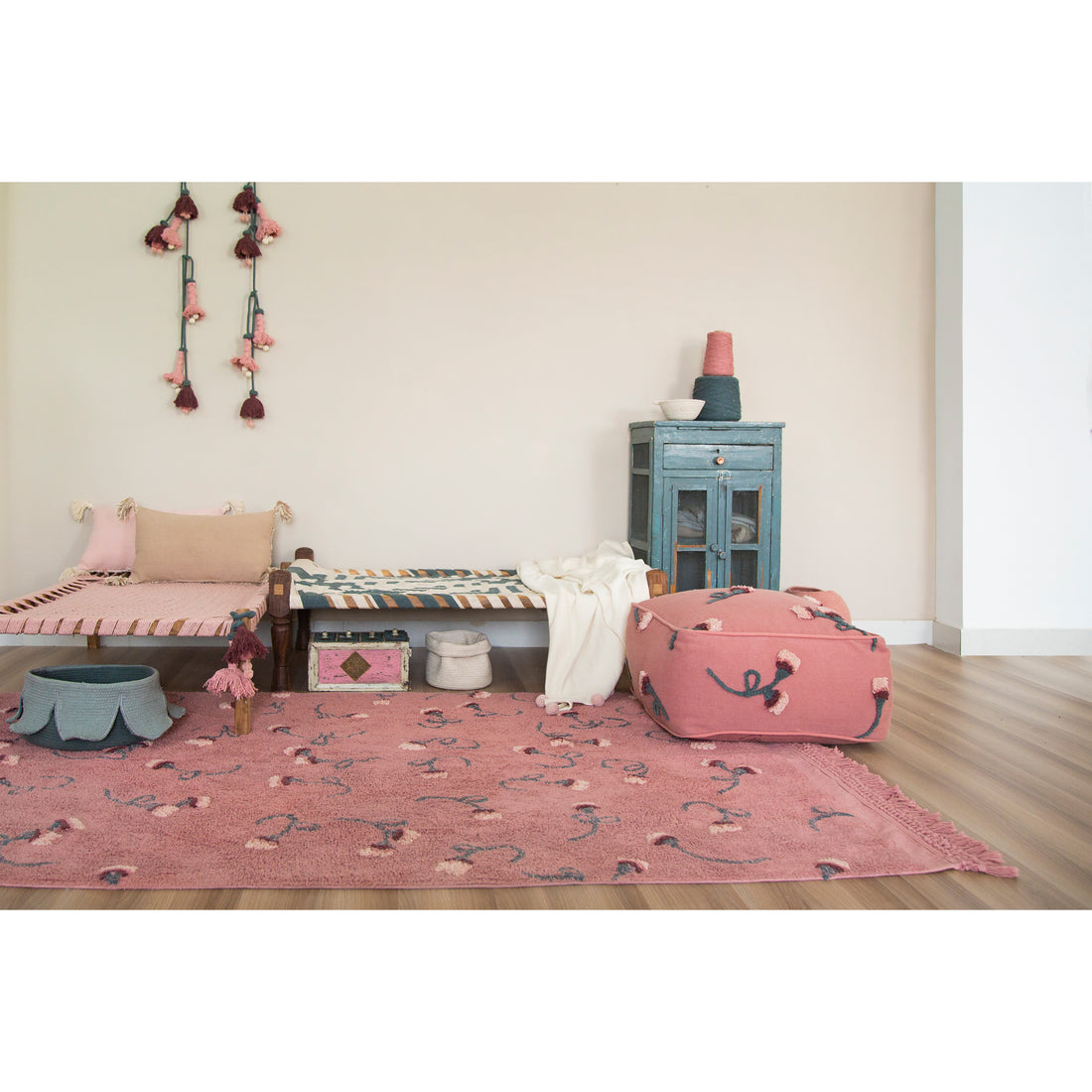 lorena-canals-english-garden-ash-rose-pouffe- (7)