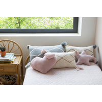 lorena-canals-little-oasis-nat-pale-pink-machine-washable-knitted-cushion- (6)