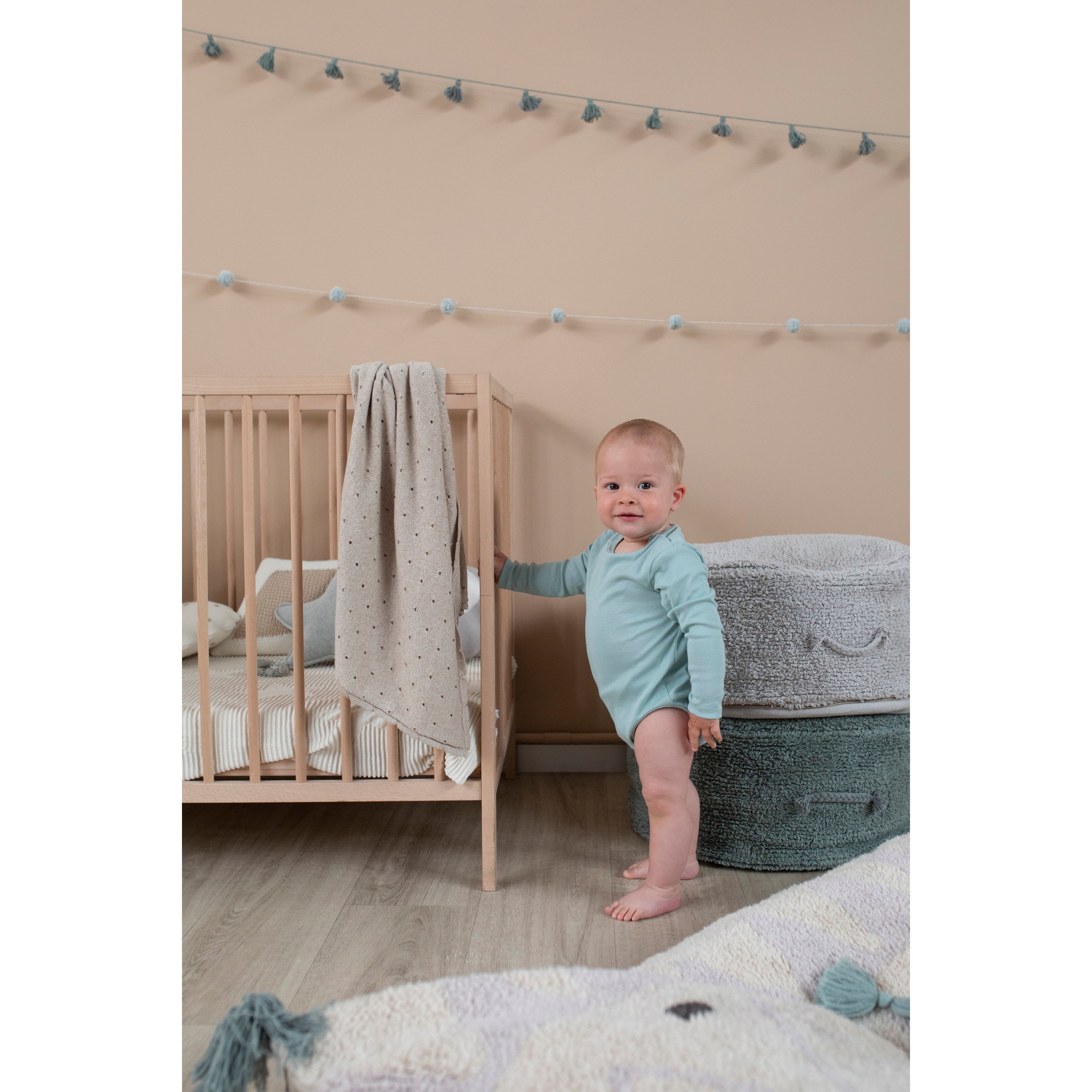 lorena-canals-pyjama-party-chill-vintage-blue-machine-washable-pouffe- (8)