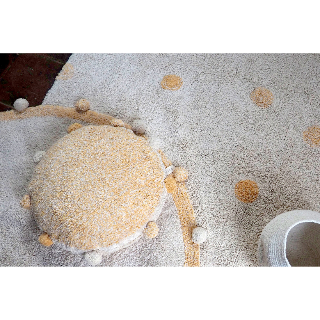lorena-canals-re-edition-bubbly-honey-machine-washable-floor-cushion- (5)