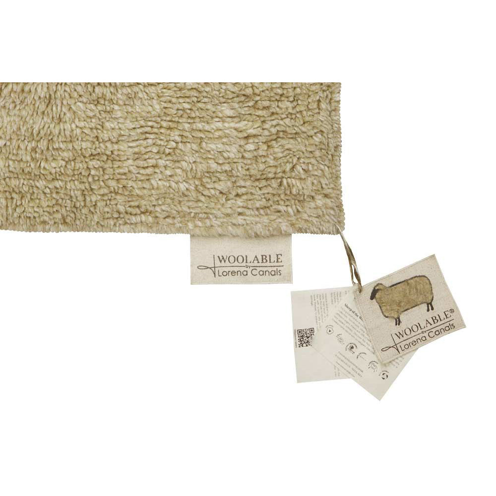 lorena-canals-sheep-of-the-world-tundra-blended-sheep-beige-machine-washable-woolable-rug-lore-wo-tun-lbg-l- (6)
