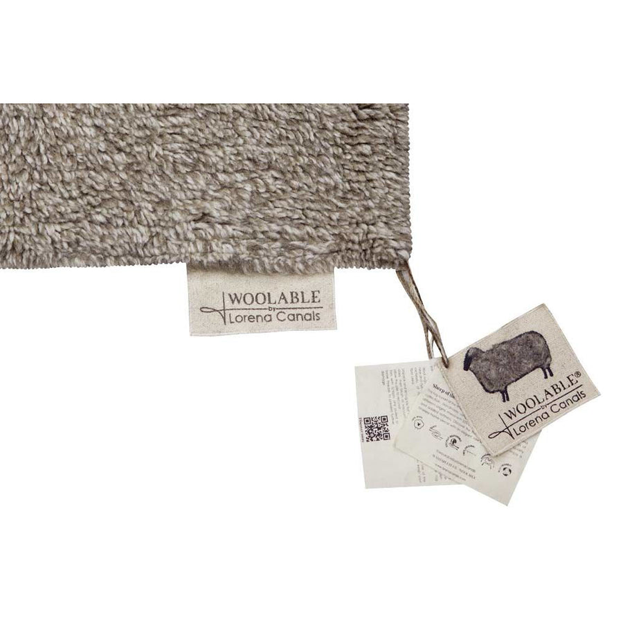 lorena-canals-sheep-of-the-world-tundra-blended-sheep-grey-machine-washable-woolable-rug-lore-wo-tun-lgr-s- (4)