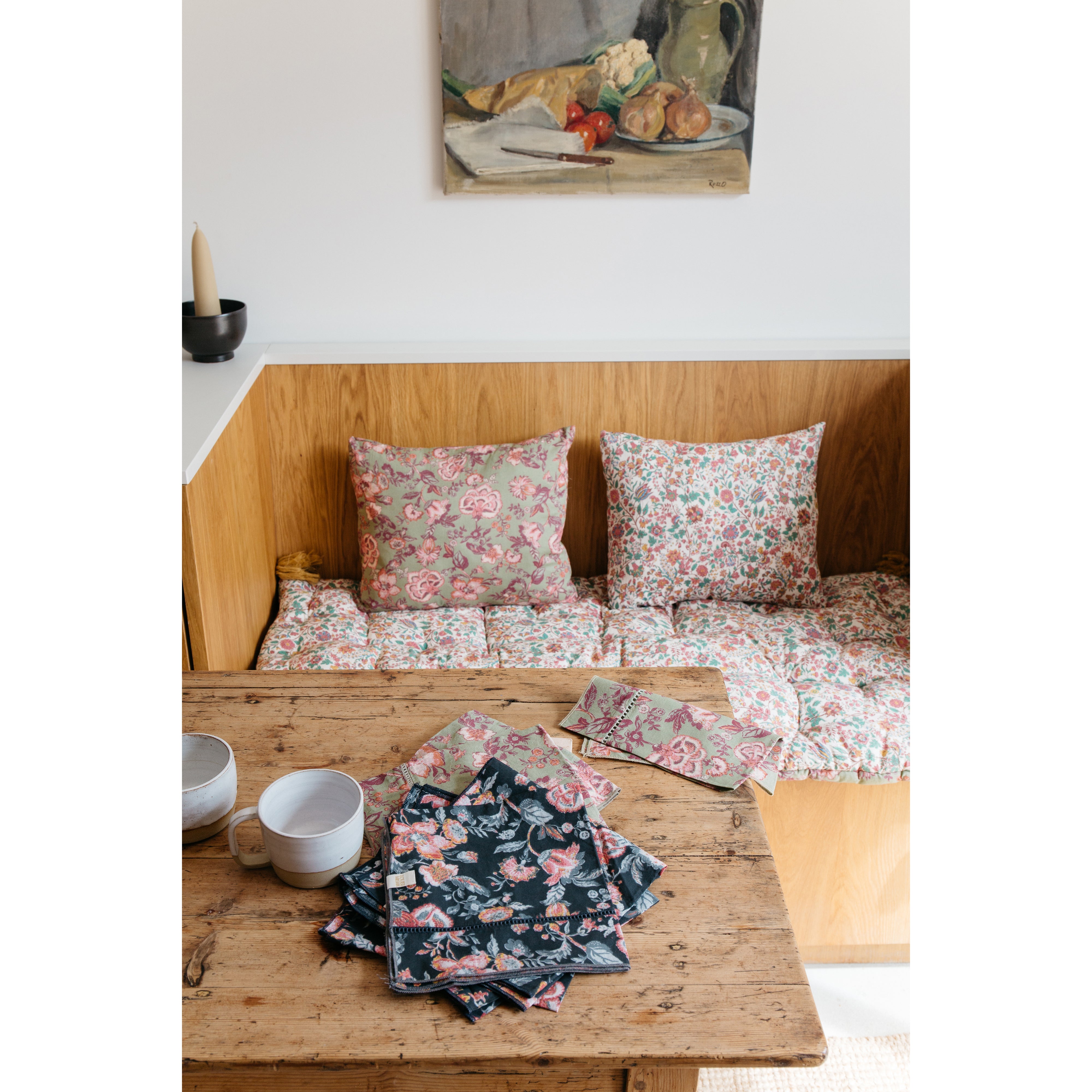 louise-misha-table-napkin-carlotta-charcoal-tpical-loon-mish-w22t0424-khaki-os- (14)