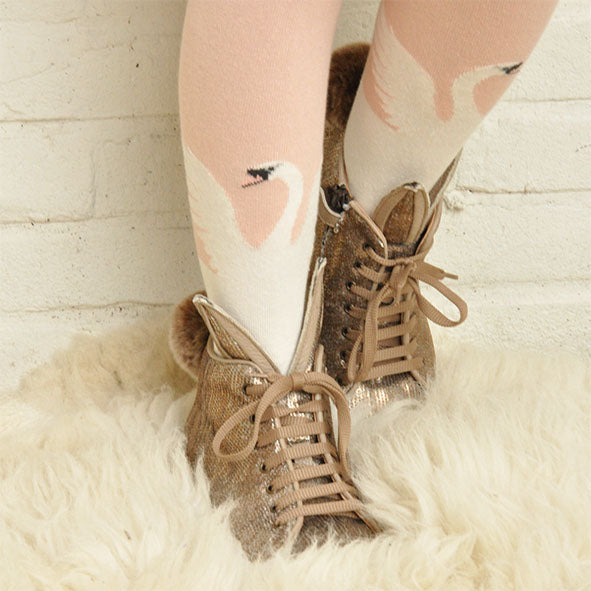 lullaby-road-tights-swan-light-peach- (3)