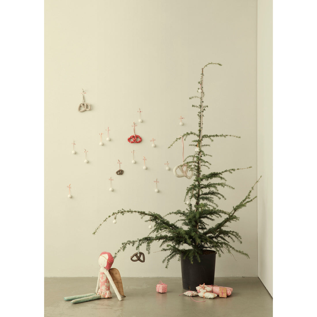 maileg-6-classic-ornaments-in-box- (6)