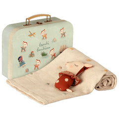 maileg-baby-gift-set-rusty-mail-19932002- (1)