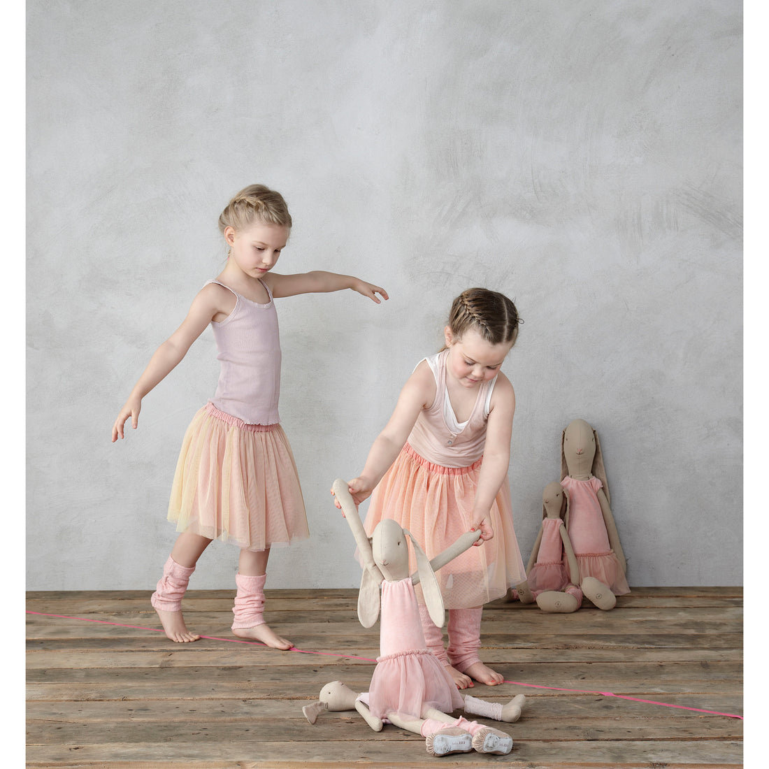maileg-bunny-ballerina-rose-mega- (3)