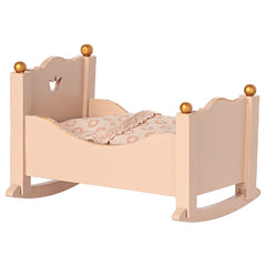 maileg-cradle-baby-mouse-rose-mail-11200000- (1)