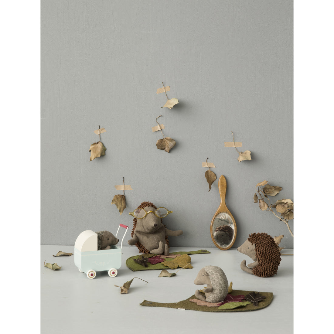 maileg-hedgehog-in-leaf- (5)