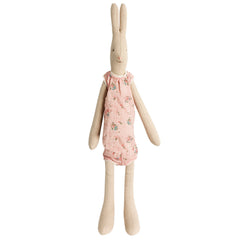 maileg-medium-rabbit-girl-01