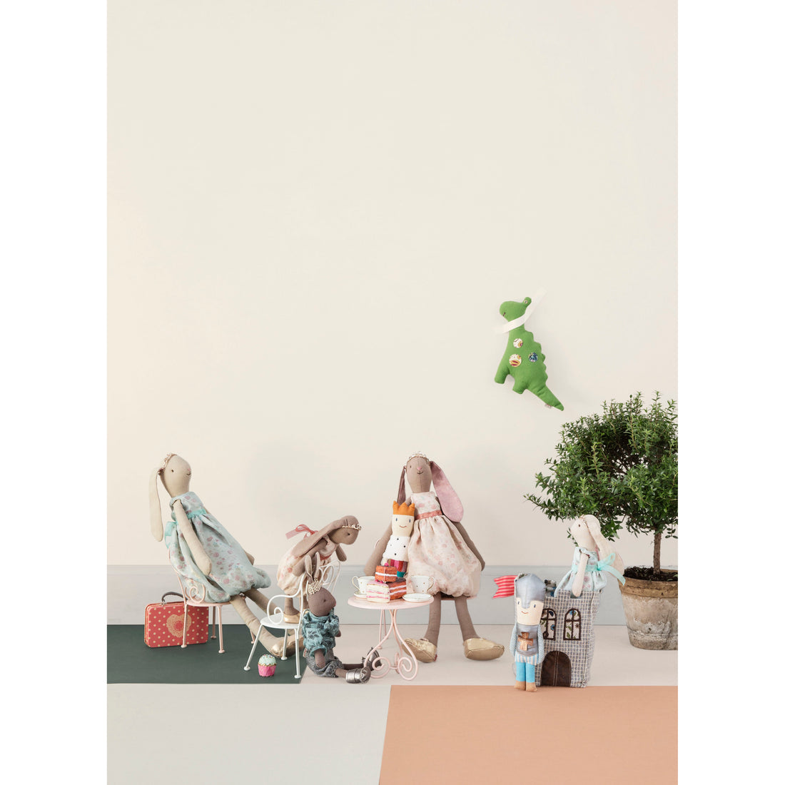 maileg-mega-maxi-rabbit-light-stella-02
